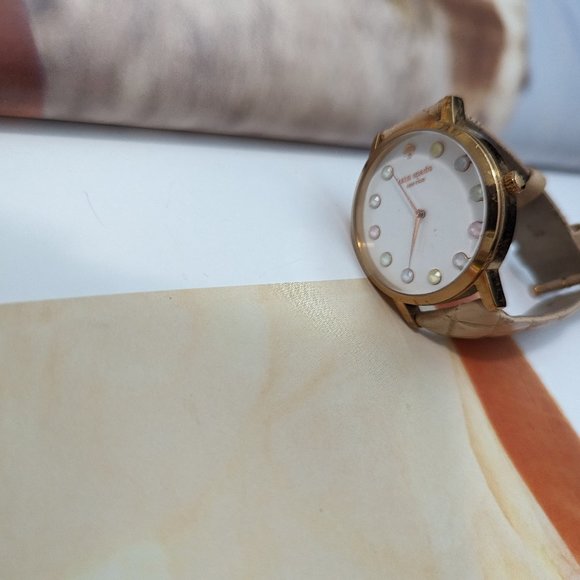 Retired design Kate Spade New York Lady's Wrist Watch Pink and Pastel Dots Face - Picture 5 of 8